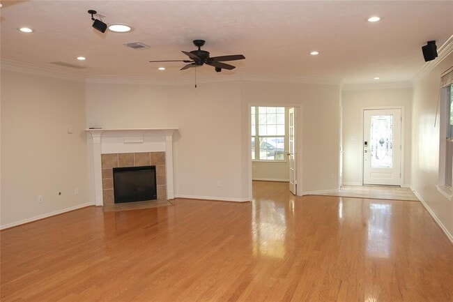 Building Photo - 3803 Brinkman St