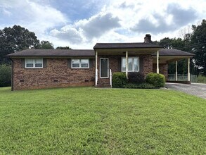 Building Photo - 4712 Jamee Dr