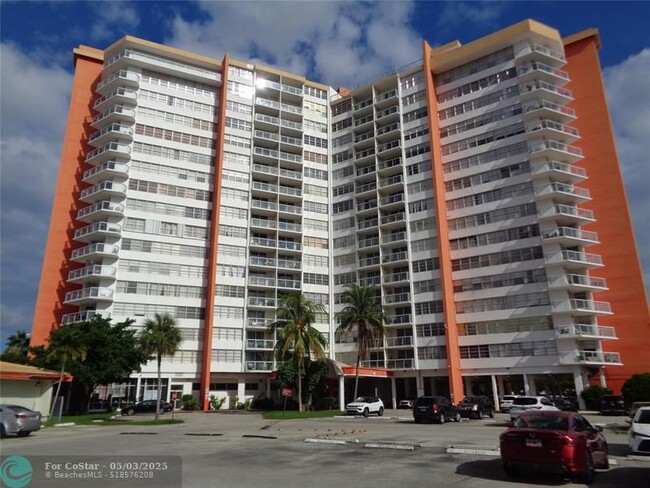 Foto del edificio - 1301 NE Miami Gardens Dr