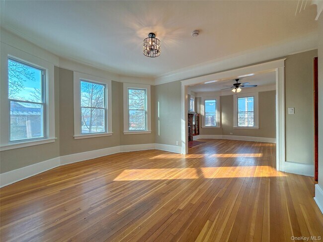 Foto del edificio - 51 Park Ave