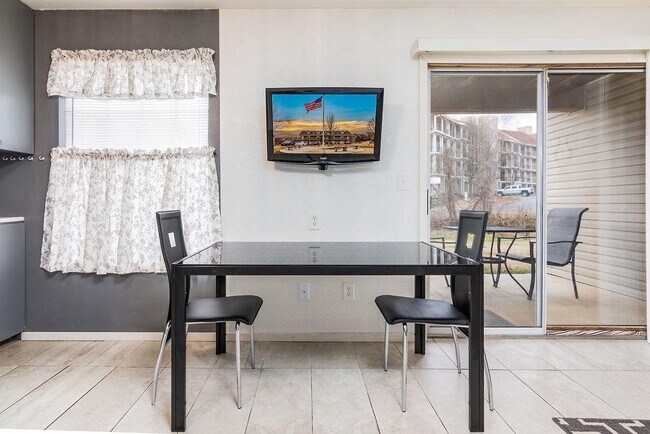 Foto del edificio - Beautifully Unfurnished 1 Bedroom 1 bath Apartment For Rent in Branson, MO