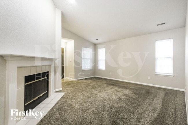 Building Photo - 5248 Bluff View Drive