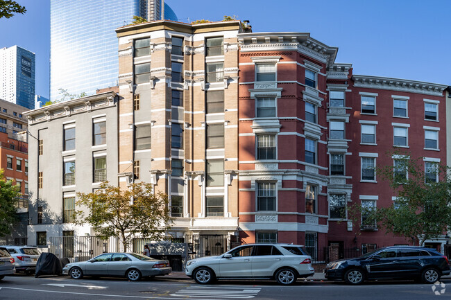 Building Photo - 357 W 29th St