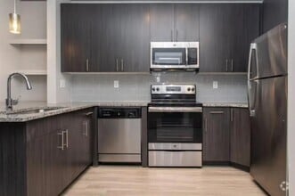 Building Photo - 185 Cliftwood Dr NE