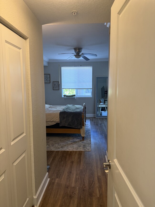 Foto del edificio - 4202 Renaissance Way