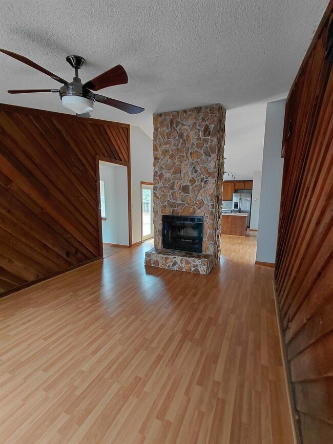 Building Photo - 6700 Apollo Trail