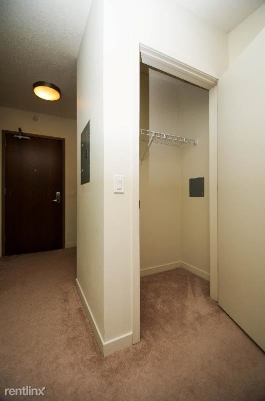 Building Photo - 551 W Kinzie St