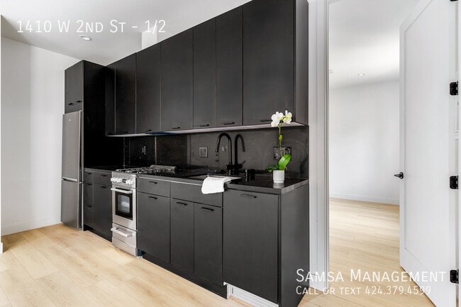 Photo - 1410 W 2nd St Apartment