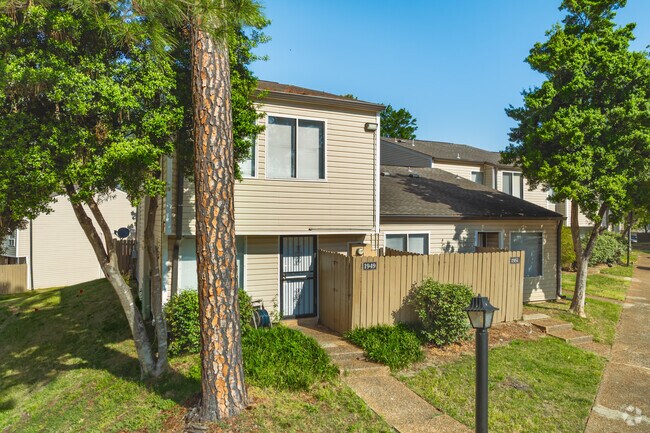 Foto del edificio - Village of Sycamore Ridge