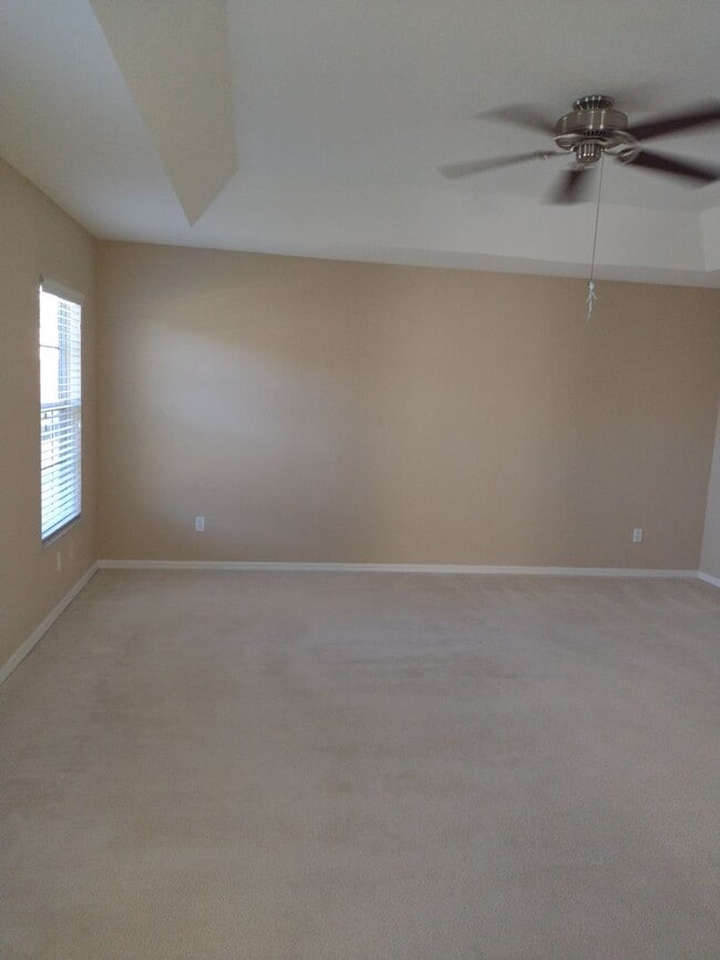 Building Photo - Beautiful home in Stonecrest