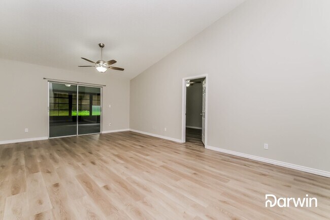 Building Photo - 2012 Rudder Dr, Valrico, FL 33594