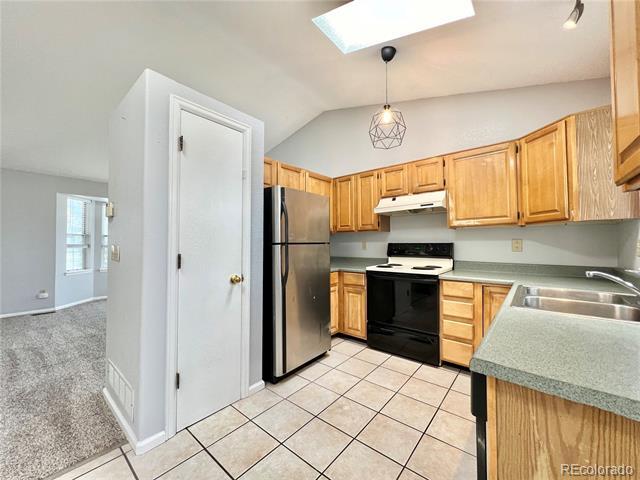 Building Photo - 12265 Deerfield Way