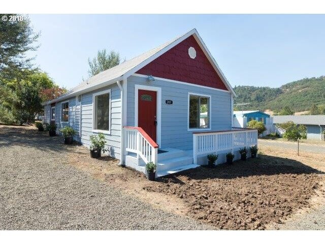 Foto principal - Great Remodeled 3 Bedroom House!