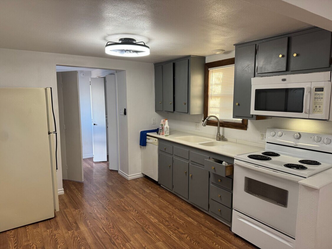 Foto principal - 2708 20th St
