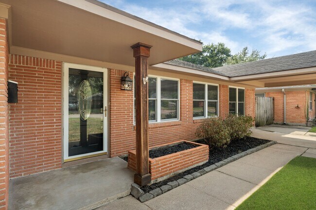 Foto del edificio - 2007 Wakefield Dr