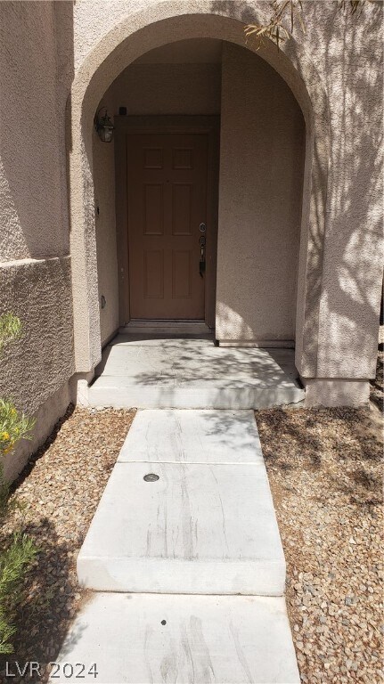 Building Photo - 7510 Perla Del Mar Ave