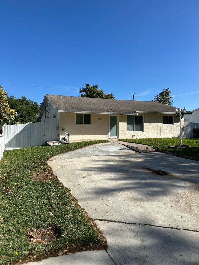Photo - 6125 Hayes Street, Hollywood, FL 33024 - 2 BR 2 BA Single-Family Home