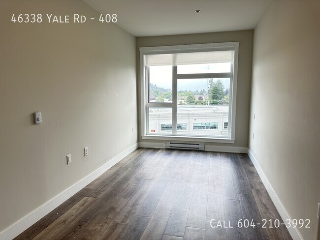 Photo du bâtiment - 4th Floor Mountain View- 3 Months of Utilities Included!