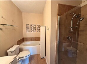 Building Photo - 815 Sterling Creek Cir