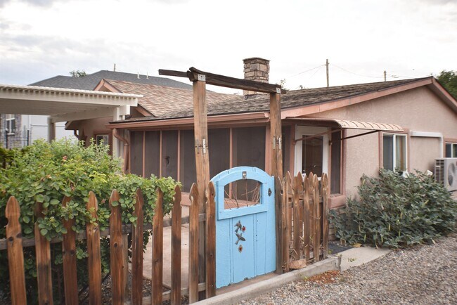 Foto del edificio - 447 W Colorado Ave