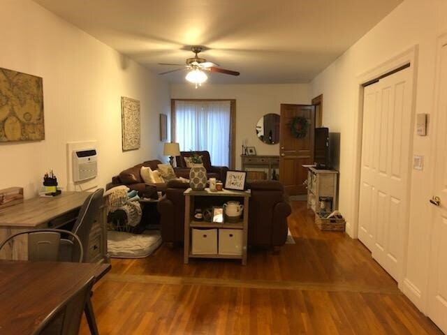 Foto del edificio - 216 4th St