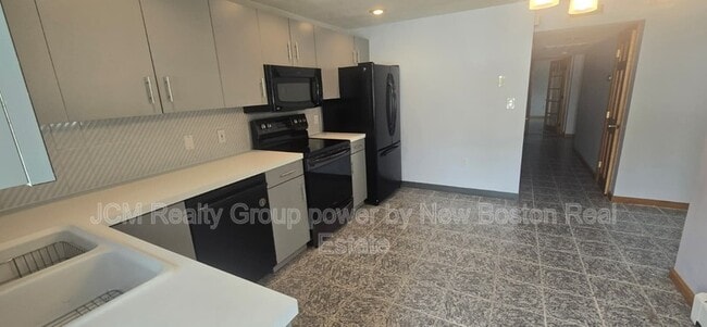 Photo - 120 Savage St Apartment