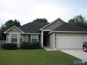 Building Photo - 110 Rebecca Pines Dr