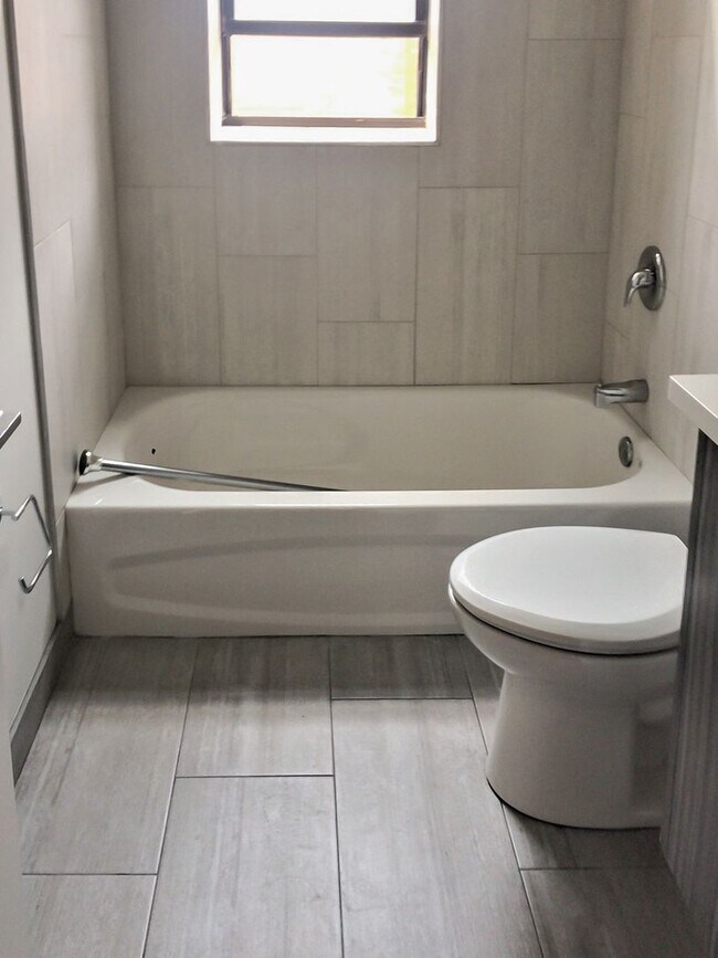 Foto del edificio - 2620 N Rockwell St