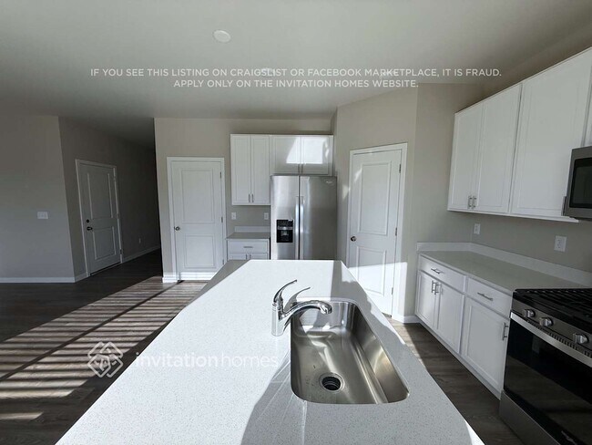 Foto del edificio - 4410 Trader St