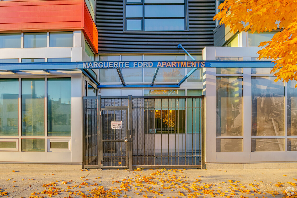 Photo du bâtiment - Marguerite Ford Apartments