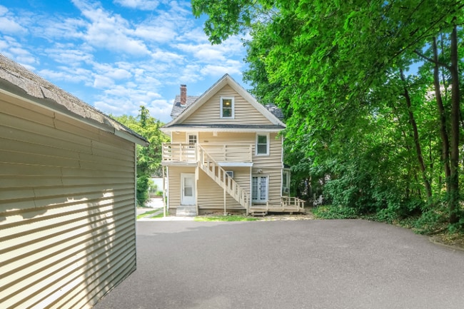 Photo - 483 New York Ave Apartment