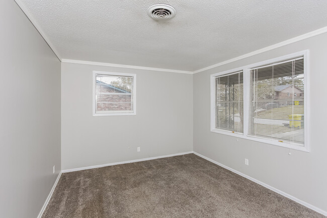 Building Photo - 3 Bedroom Home in Columbia, SC