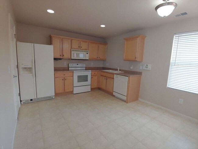 Foto del edificio - Delightful 3BD/2BA Townhome in Erie