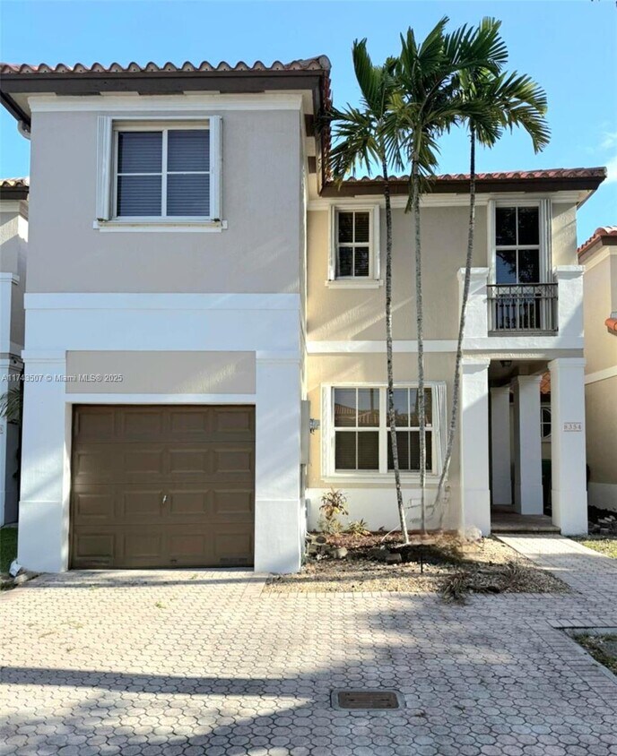 Foto principal - 8354 NW 142nd St