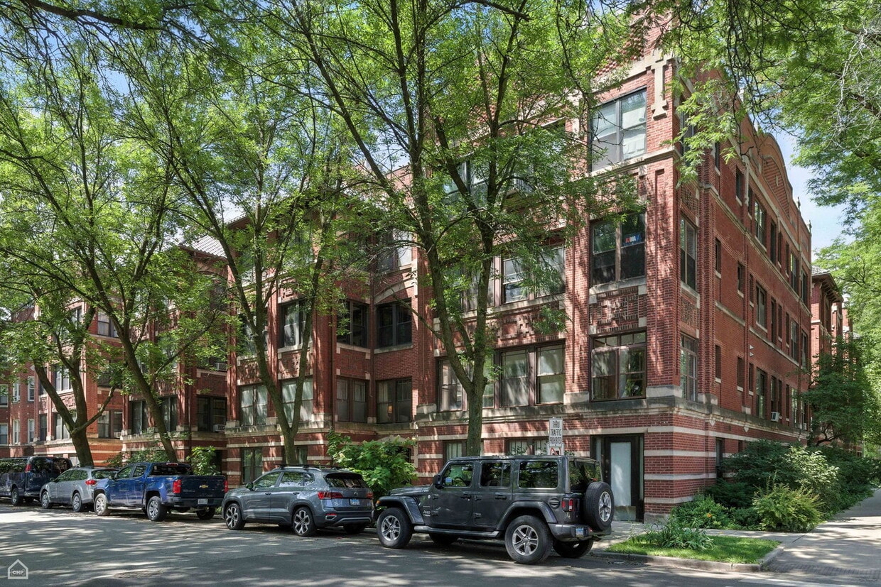 Primary Photo - 5104 S Kimbark Ave