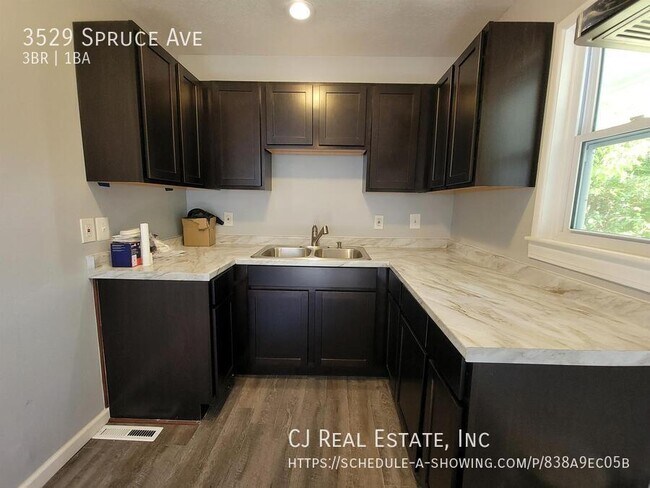 Foto del edificio - 3529 Spruce Ave