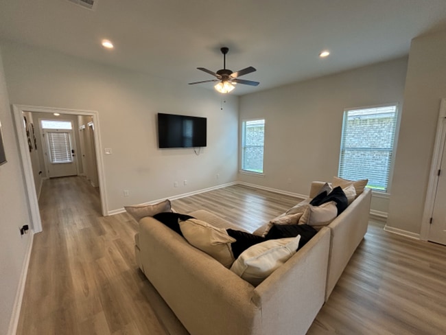 Building Photo - 23388 Mango Dr