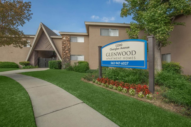 Glenwood Apartment Homes photo'