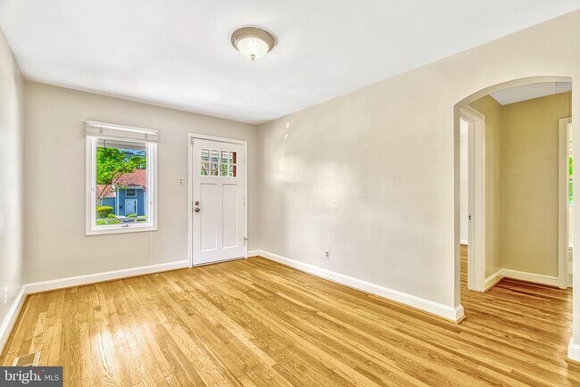 Foto del edificio - 1407 Cedar Ave