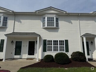 Building Photo - 1216-12X6 Cross Creek Cir