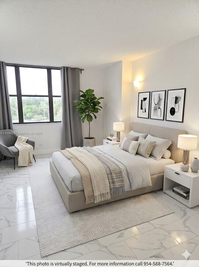 Foto del edificio - 1800 NE 114th St