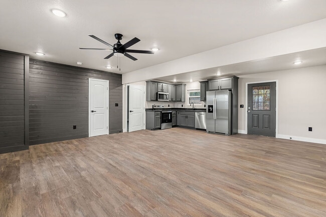 Building Photo - 3935 Wrights Ferry Rd