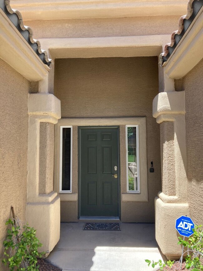 Foto del edificio - Summerlin One-story, 3 bedroom, pool home