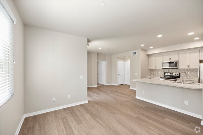 Building Photo - Montecito