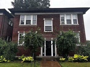 Building Photo - 2856 Shenandoah Ave