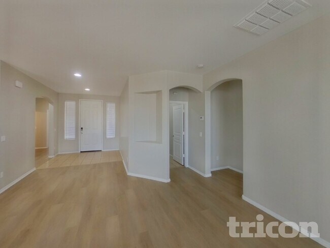 Foto del edificio - 6624 S 45th Glen