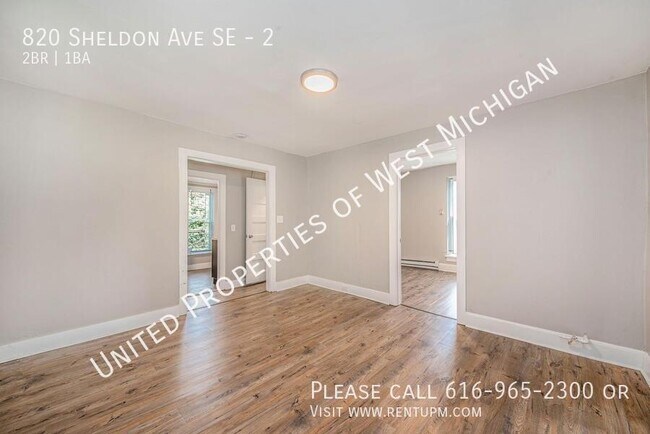 Building Photo - 820 Sheldon Ave SE