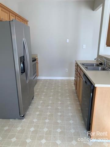 Foto del edificio - 11617 Lioness St