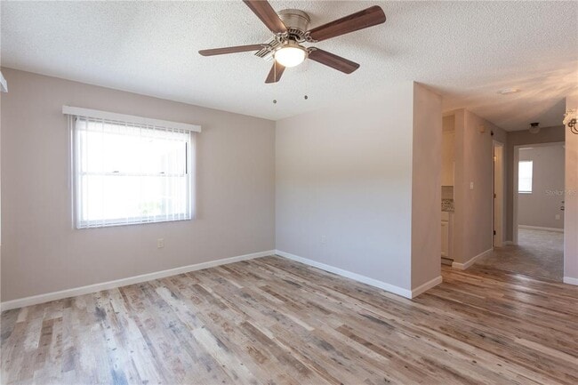 Building Photo - 4936 Ilener St