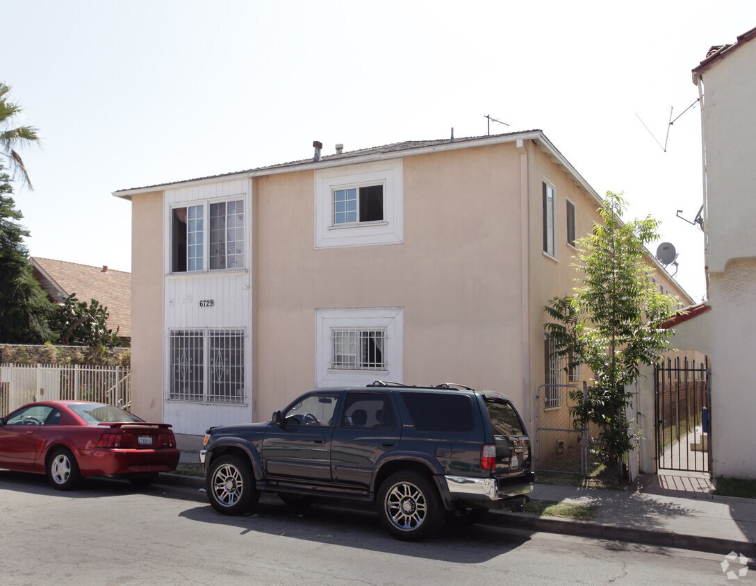 Primary Photo - 6729 Malabar St